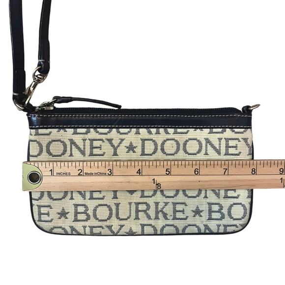 Dooney & Bourke Logo Wristlet Cream Brown Leather Zip Closure Lined Mini Bag - Picture 8 of 9
